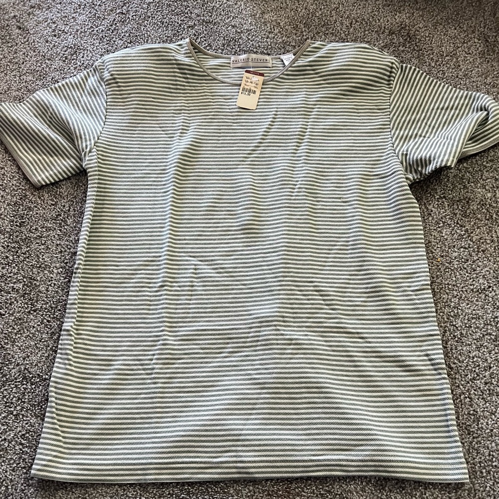 Valerie Steven’s short sleeved shirt